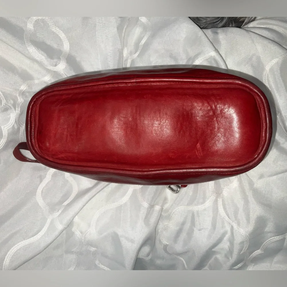 Vintage Brighton embossed crocodile red leather shoulder bag